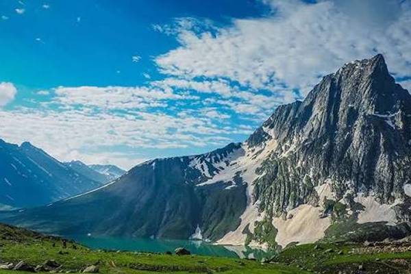 Kashmir Holiday Package – 2N Srinagar + 1N Gulmarg