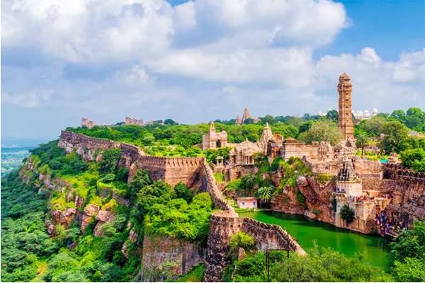 Jaipur – Pushkar – Chittorgarh – Udaipur Tour